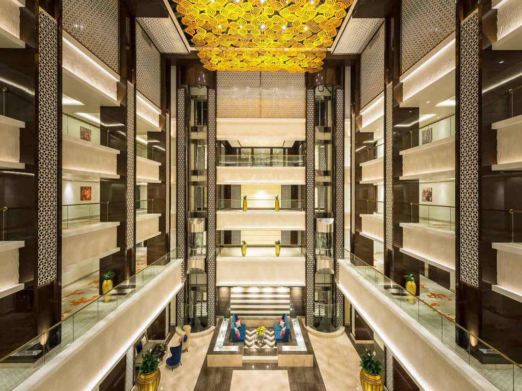 Hotel Radisson Blu Hotel, 5*